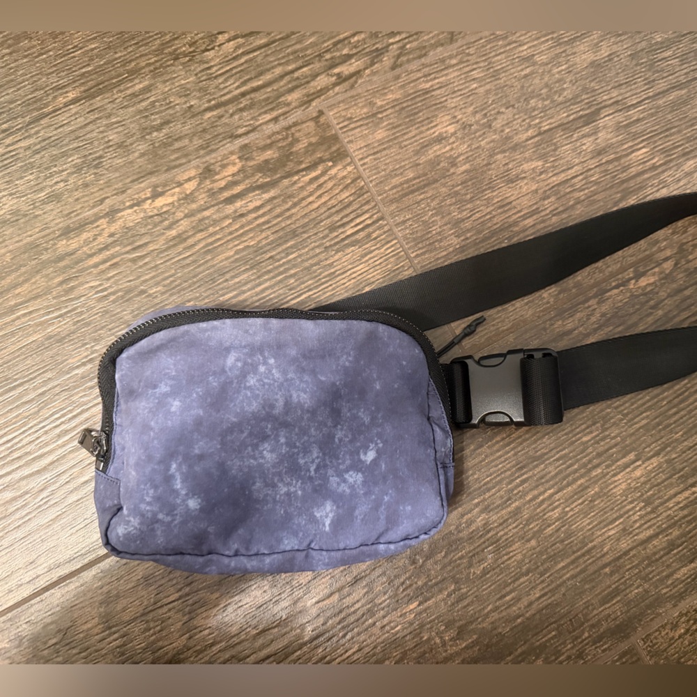 Amazon Women's Crossbody Bag